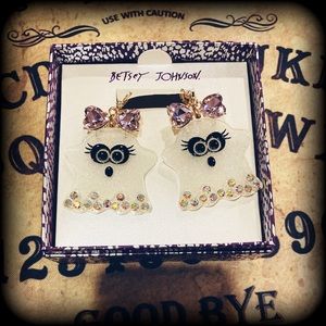 👻 BETSEY JOHNSON GHOST EARRINGS